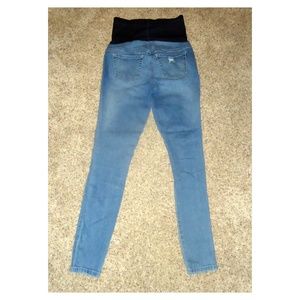 Liz Lange Jeans - Liz Lange Matenrity Jegging Liz Lange Jeans - Liz Lange Matenrity Jegging
